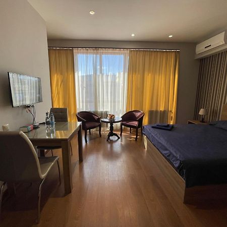 Apartment In Yerevan City Center Republic Square Self Check-In Zewnętrze zdjęcie