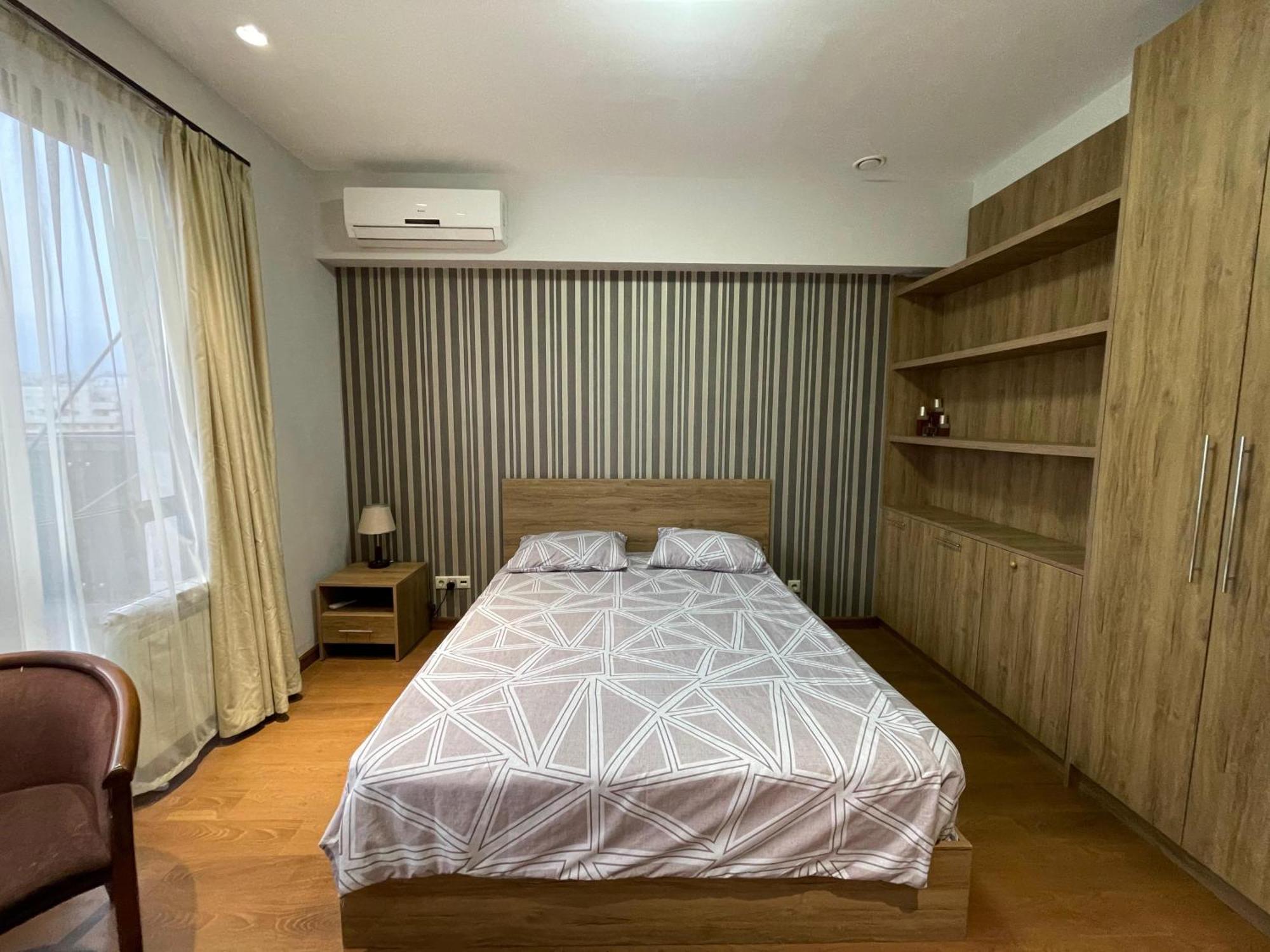 Apartment In Yerevan City Center Republic Square Self Check-In Zewnętrze zdjęcie