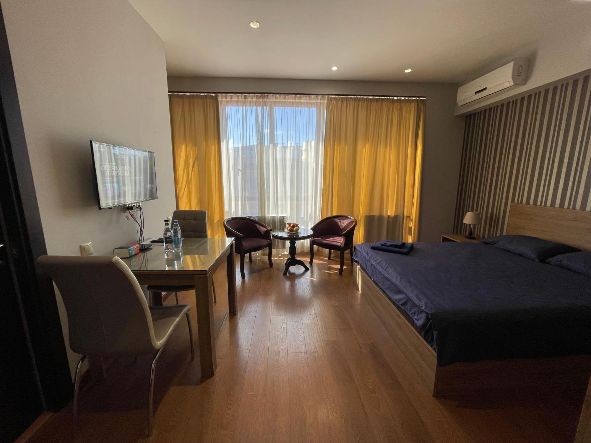 Apartment In Yerevan City Center Republic Square Self Check-In Zewnętrze zdjęcie